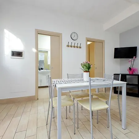 Apartment Vatican Flat Cozy Court